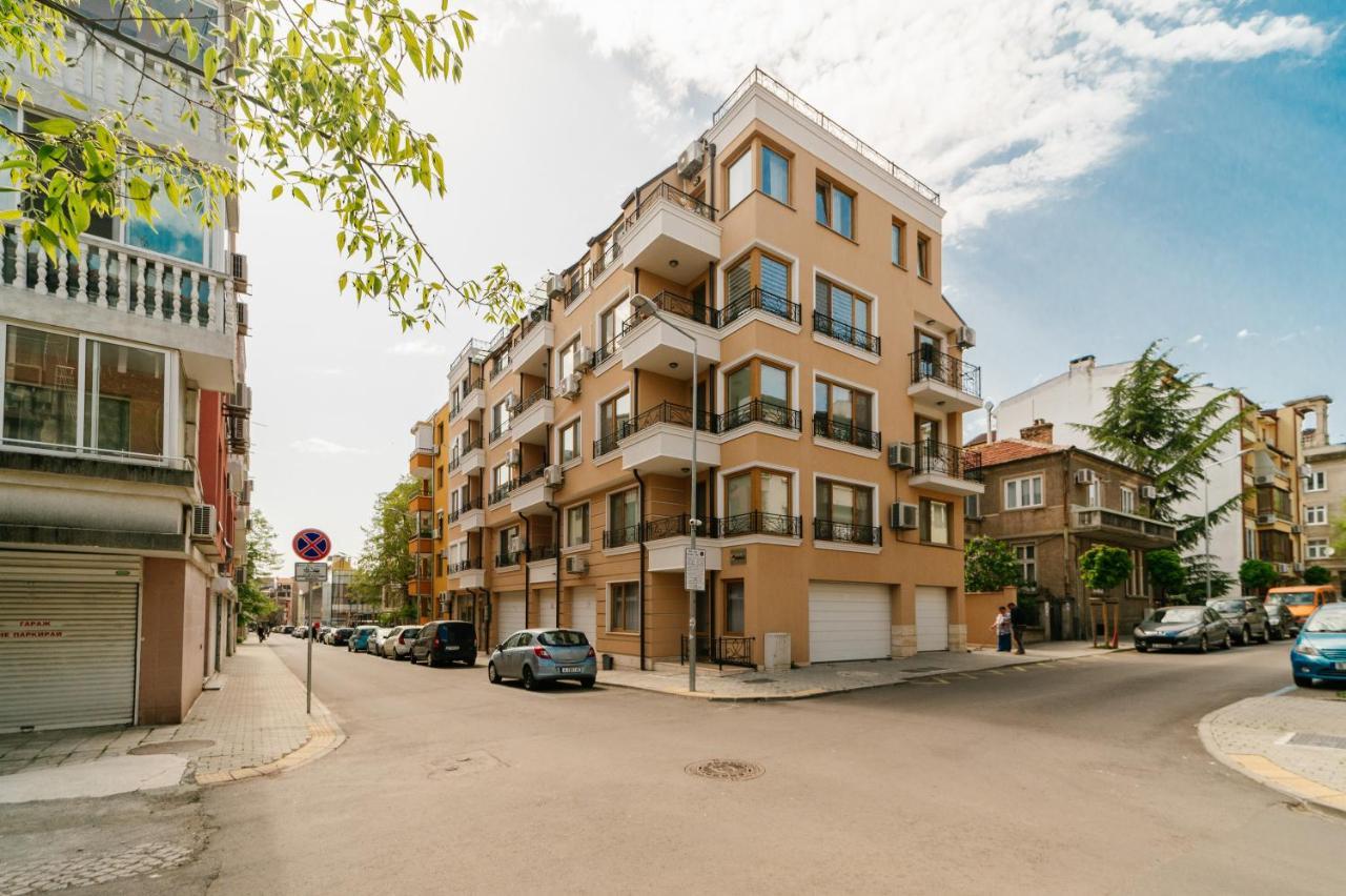 за гости веси Apartment Burgas